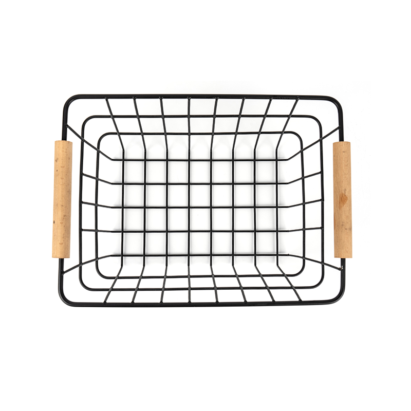 Drôtené úložné koše s drevenou rukoväťou do kuchyne a špajze