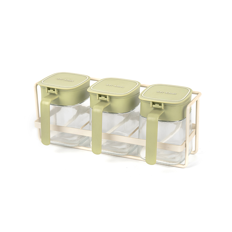 Jednoposchodová chladnička na skladovanie korenia