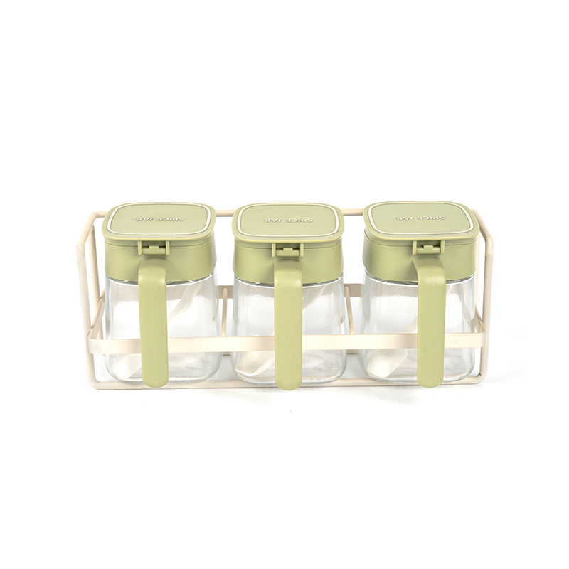 Jednoposchodová chladnička na skladovanie korenia