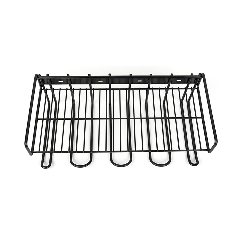 Nástenný organizér elektrického náradia do garáže