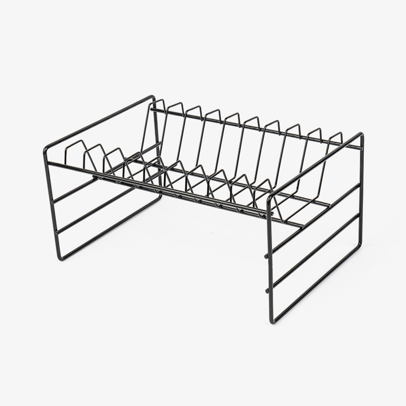 Čierny multifunkčný stojan na odkladanie riadu